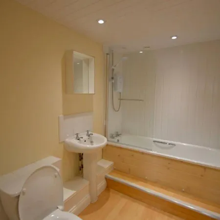 Cosy 2 Bedroom Lejlighed